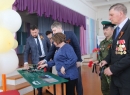 В школе Калачинска открыли парту Героя, посвященную бойцу СВО